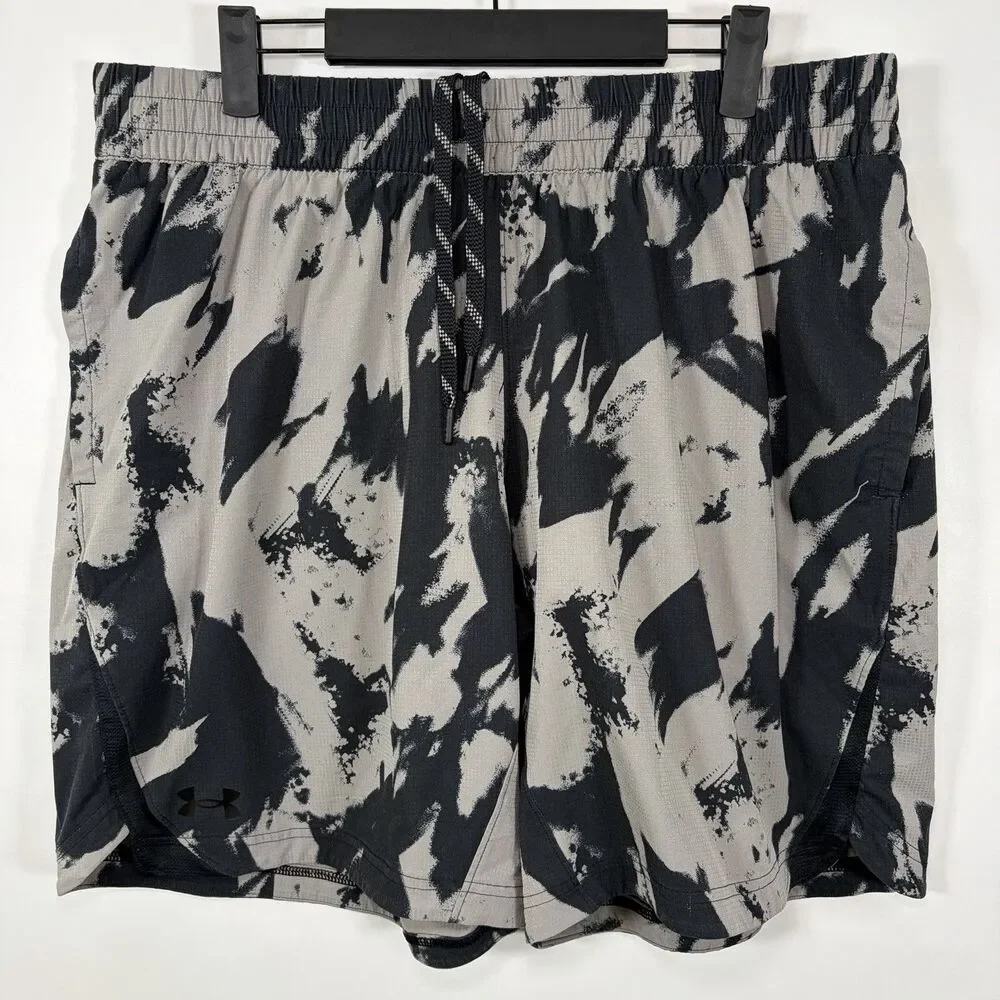 Under Armour Athletic Shorts Mens Size XL Black Gray Camo 34x9 Drawstring Gym